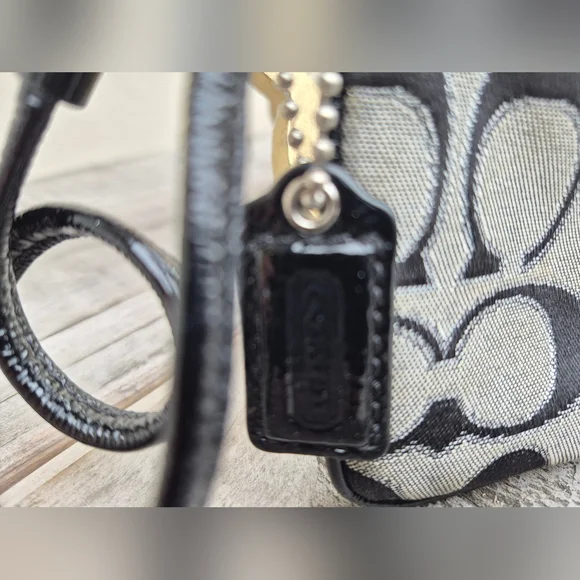 COACH Signature Canvas Wristlet - Picture 3 of 7